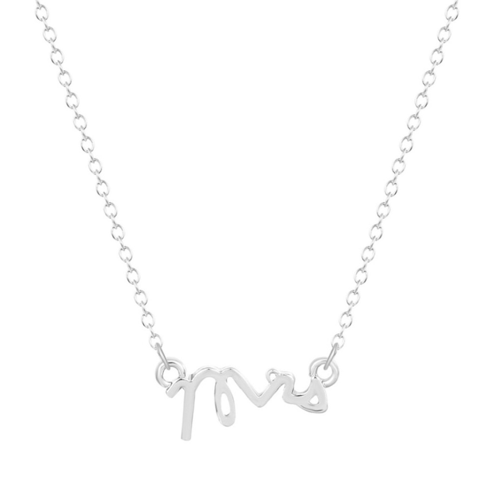 “Mrs” necklace